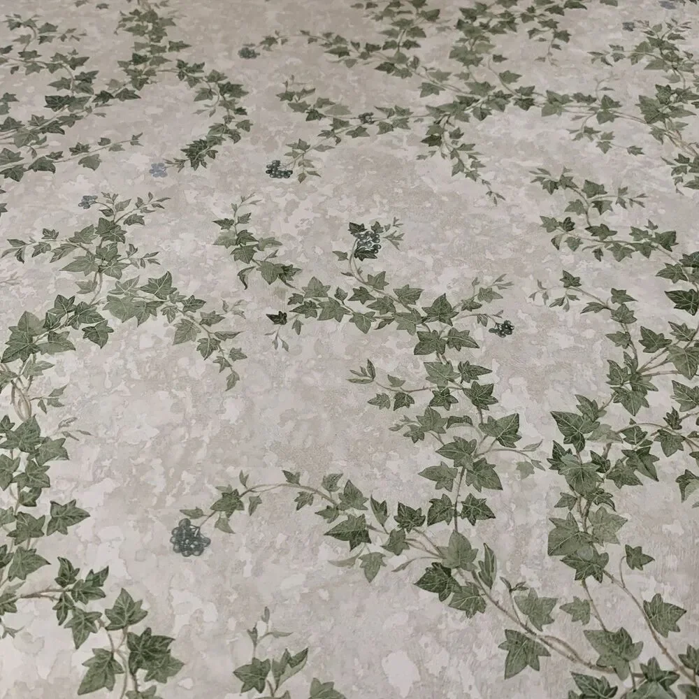 INTERNATIONAL ivy leaf
